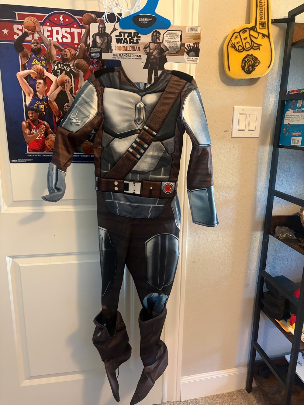 Star Wars Mandalorian Kids Costume - Brown & Silver Printed Armor